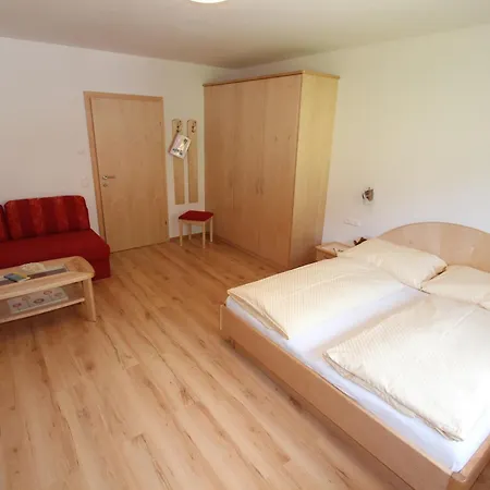 Farm stay Erlebnishof Tschabitscher *