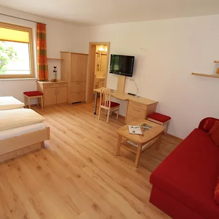 Farm stay Erlebnishof Tschabitscher