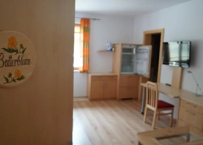 Erlebnishof Tschabitscher Фермерский дом Вайсензее